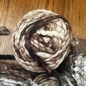 Wool/poly Marshmallow Bulky Yarn by knit and Crochet -7 skeins
